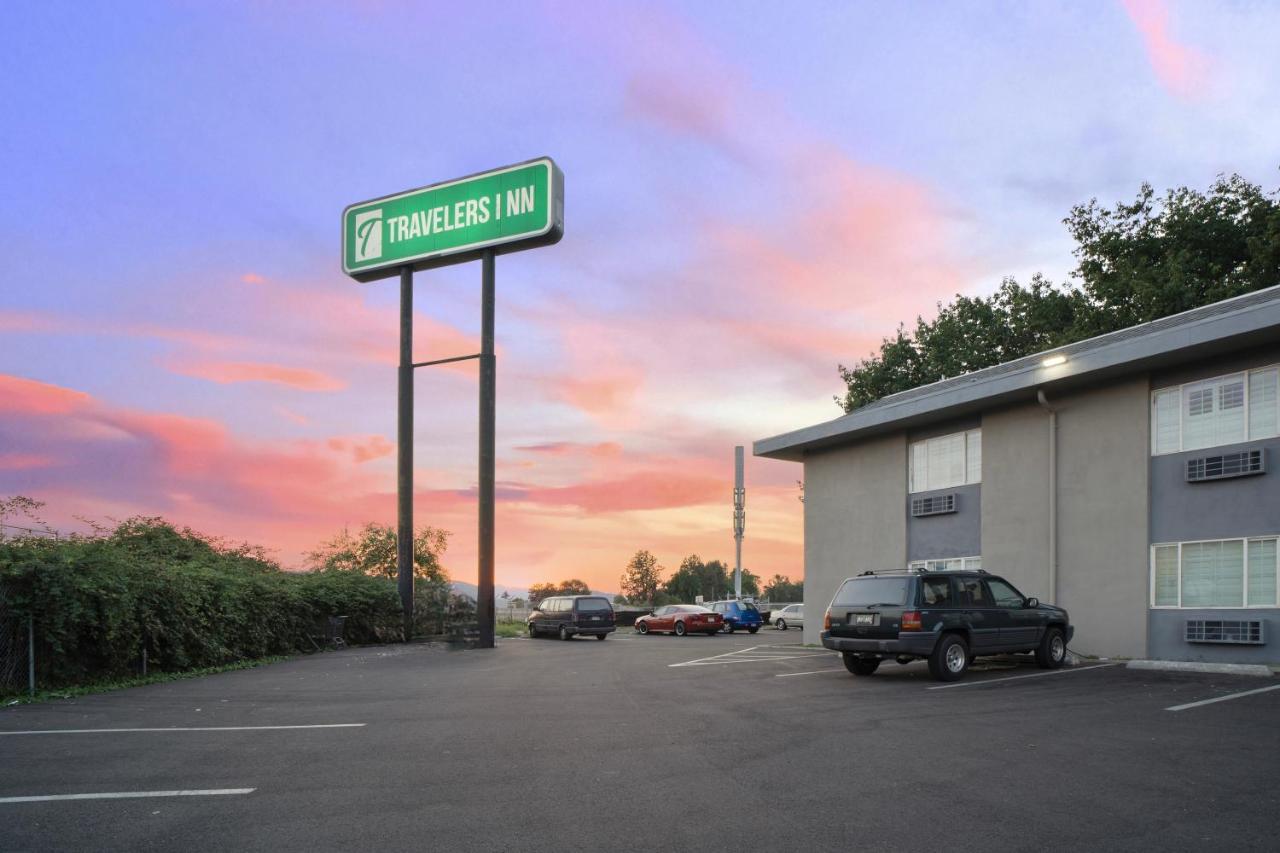 Travelers Inn Medford Exteriér fotografie